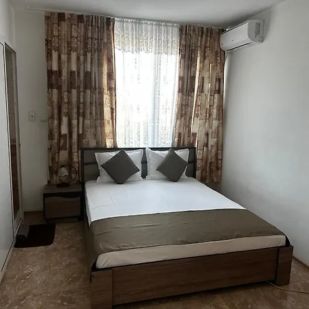 Guest house Elada